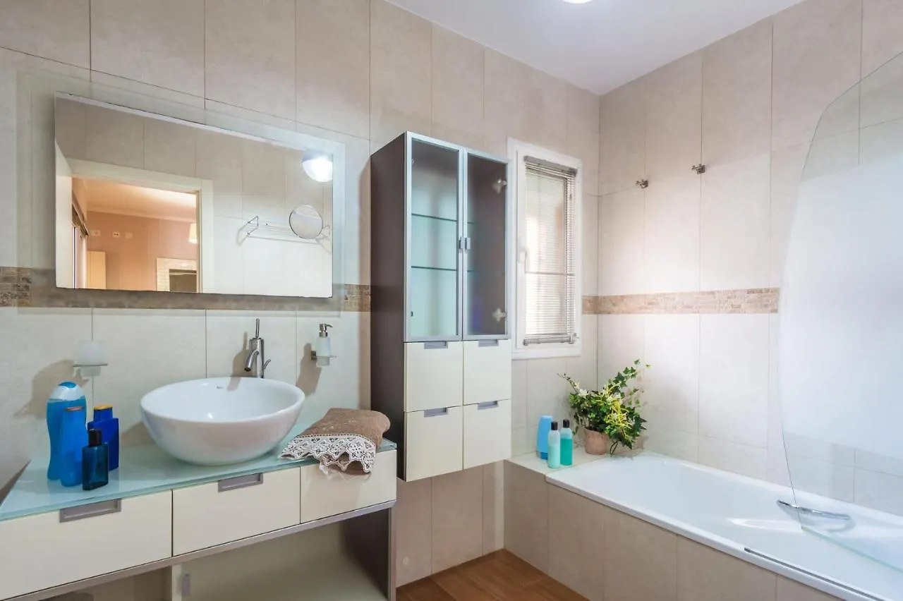 Villa Linda Mar 科拉雷侯 0*,  西班牙